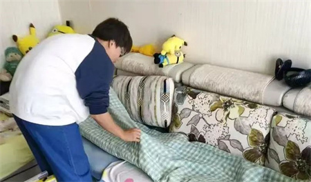 “新春慰问送关怀，温情走访暖人心”——保定理工学院艺术学院开展寒假“社会实践”活动