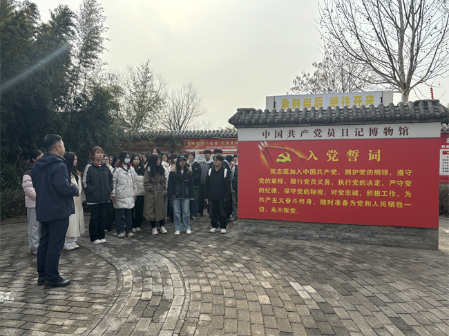 践行雷锋精神 奉献点亮青春——保定理工学院开展学习雷锋精神主题活动