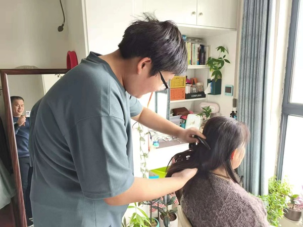 孝老爱亲（八）|保定理工学院|管理学院|传承美德，学生在行动