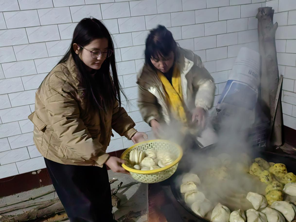 孝老爱亲（九）|保定理工学院|管理学院|行孝老爱亲，彰显青春风采