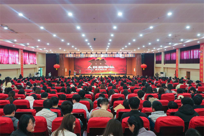 燃我青春 强我国防——《人民的军队·音乐国防课》走进保定理工学院