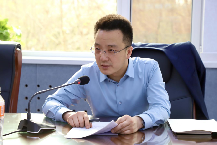 共签安全责任书，同筑校园“防护盾”——保定理工学院召开安全工作推进会议