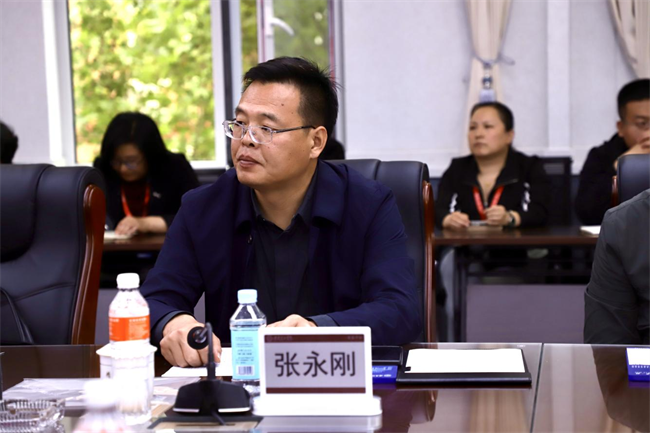 保定理工学院举行党委书记送任大会