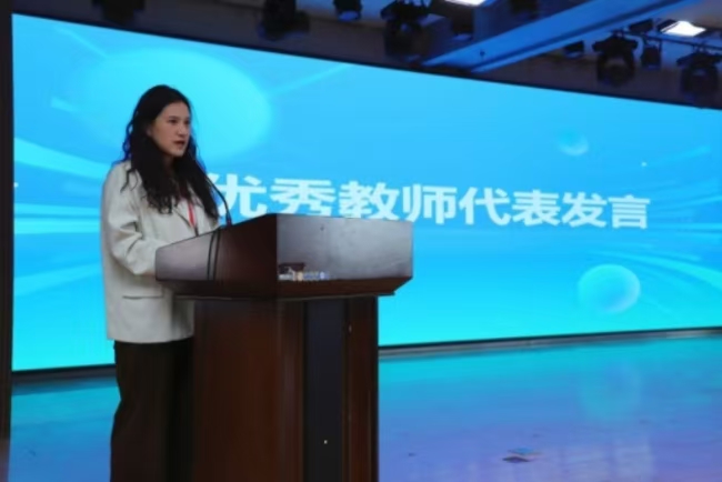 书香浸润校园，阅读赋能评估 ——保定理工学院图书馆举办2025年世界读书月启动仪式