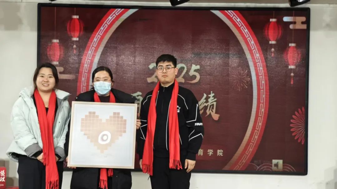 巳火焕新育梦路，奋楫笃行启新途