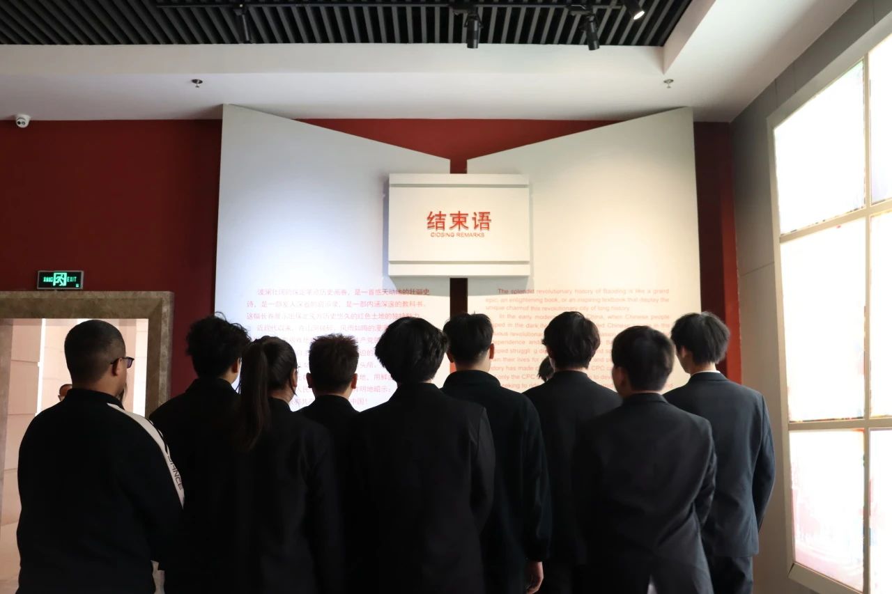 祭英烈忠魂，承时代风骨——烈士陵园祭扫之行
