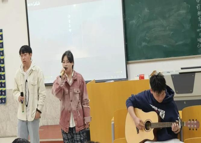 “教海初航 试展锋芒”试讲大赛圆满结束