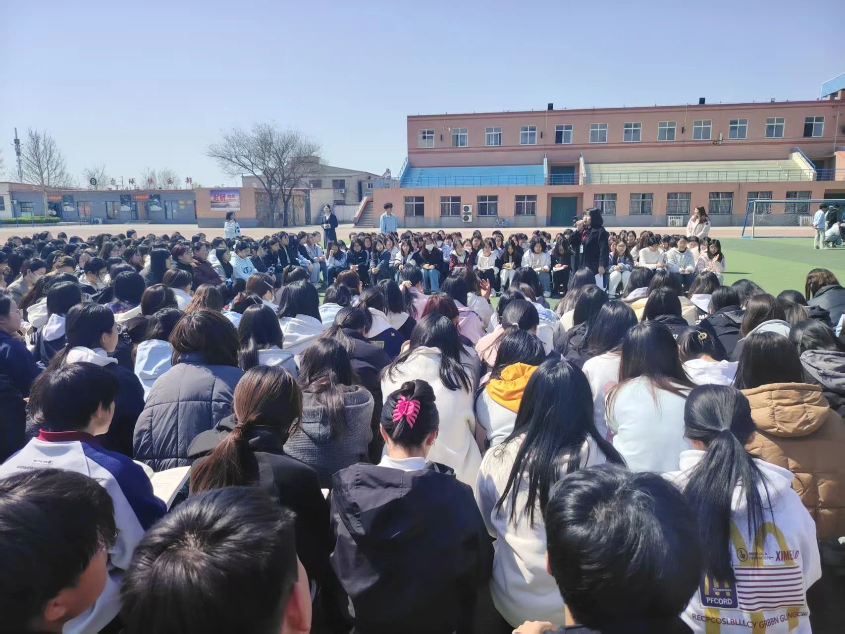 赋能学生成长，引航青春风华