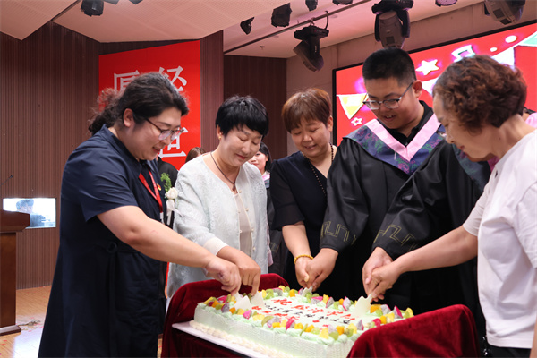 【毕业序章，新程启航】保定理工学院经济学院2025届毕业典礼暨学位授予仪式圆满落幕