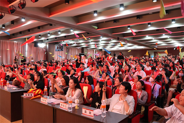 【毕业序章，新程启航】保定理工学院经济学院2025届毕业典礼暨学位授予仪式圆满落幕