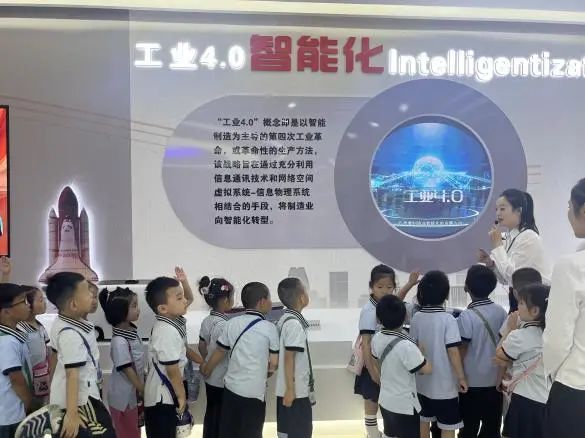 保定理工学院||教育学院||童心探学府，萌趣启新程——史庄实验幼儿园走进保定理工学院参观研学