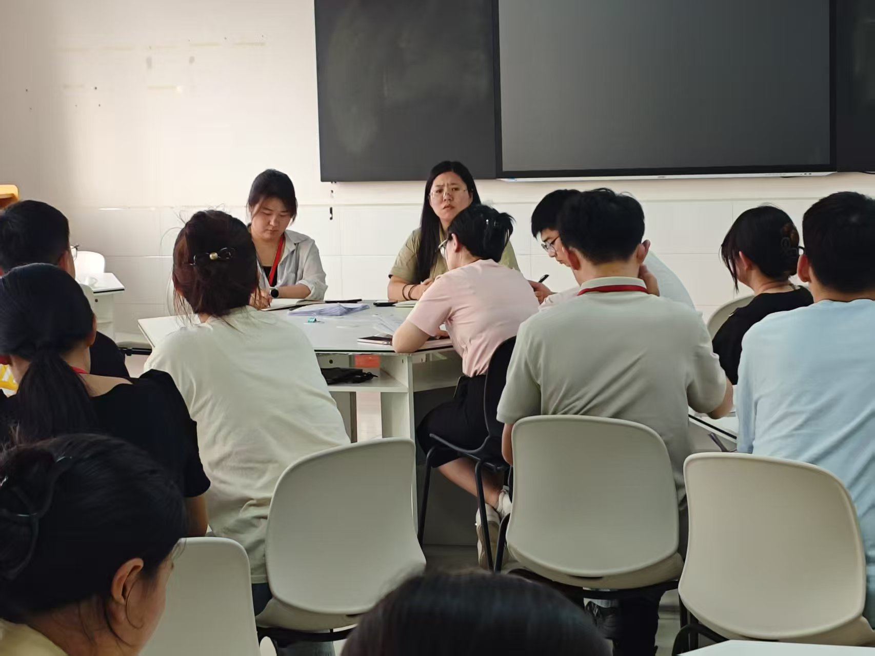 保定理工学院||教育学院||探研赋能，育心铸才——辅导员培训会