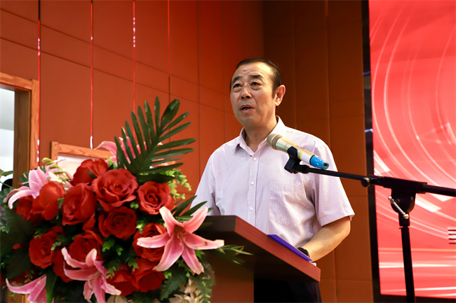 保定理工学院召开2025年暑期培训总结表彰大会
