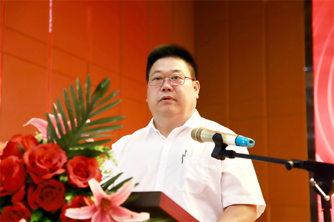 保定理工学院召开2025年暑期培训总结表彰大会