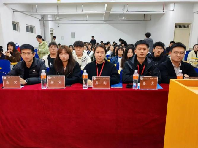 【教育学院·学院快讯】“时代先声,爱国情怀”爱国主义经典诵读活动圆满落幕