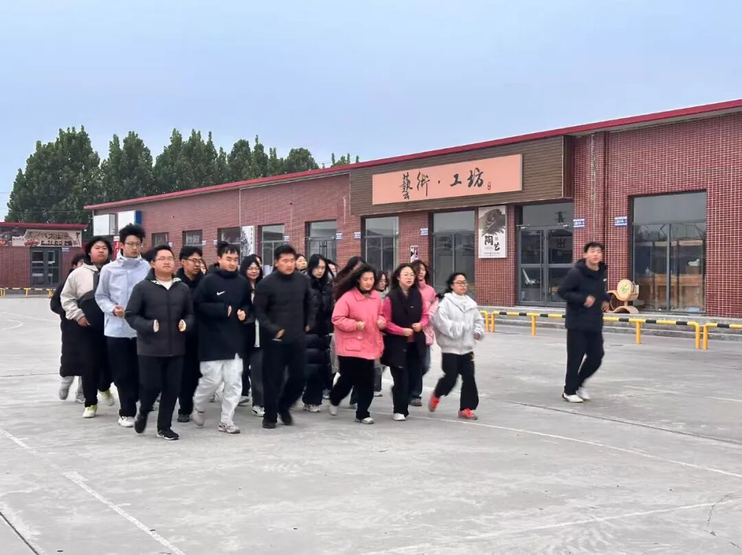 【赋能骨干，领航班级】康复医学院2025-2026学年班干部培训活动圆满落幕