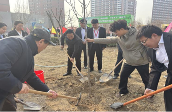 植绿护绿筑希望 同心共美校园春