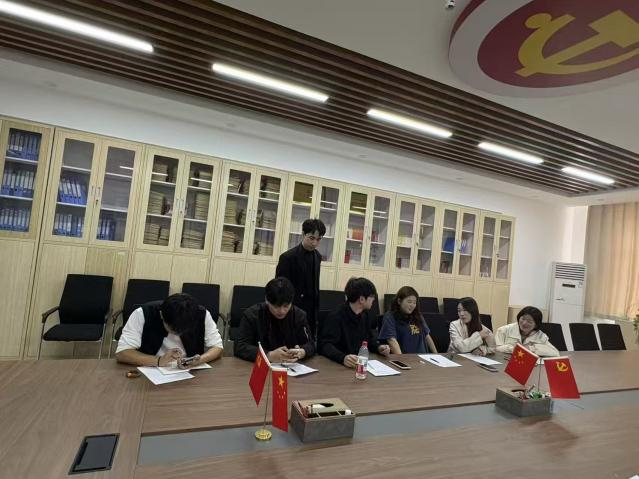 同台论道展风采，群面实战砺真功