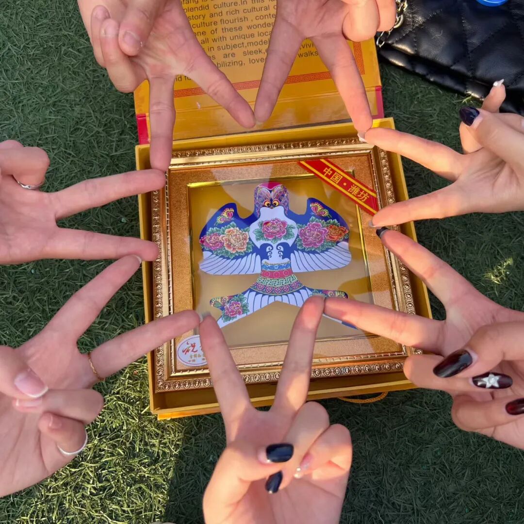 春风拾趣•鸢舞校园”保定理工学院第一届风筝文化节圆满落幕