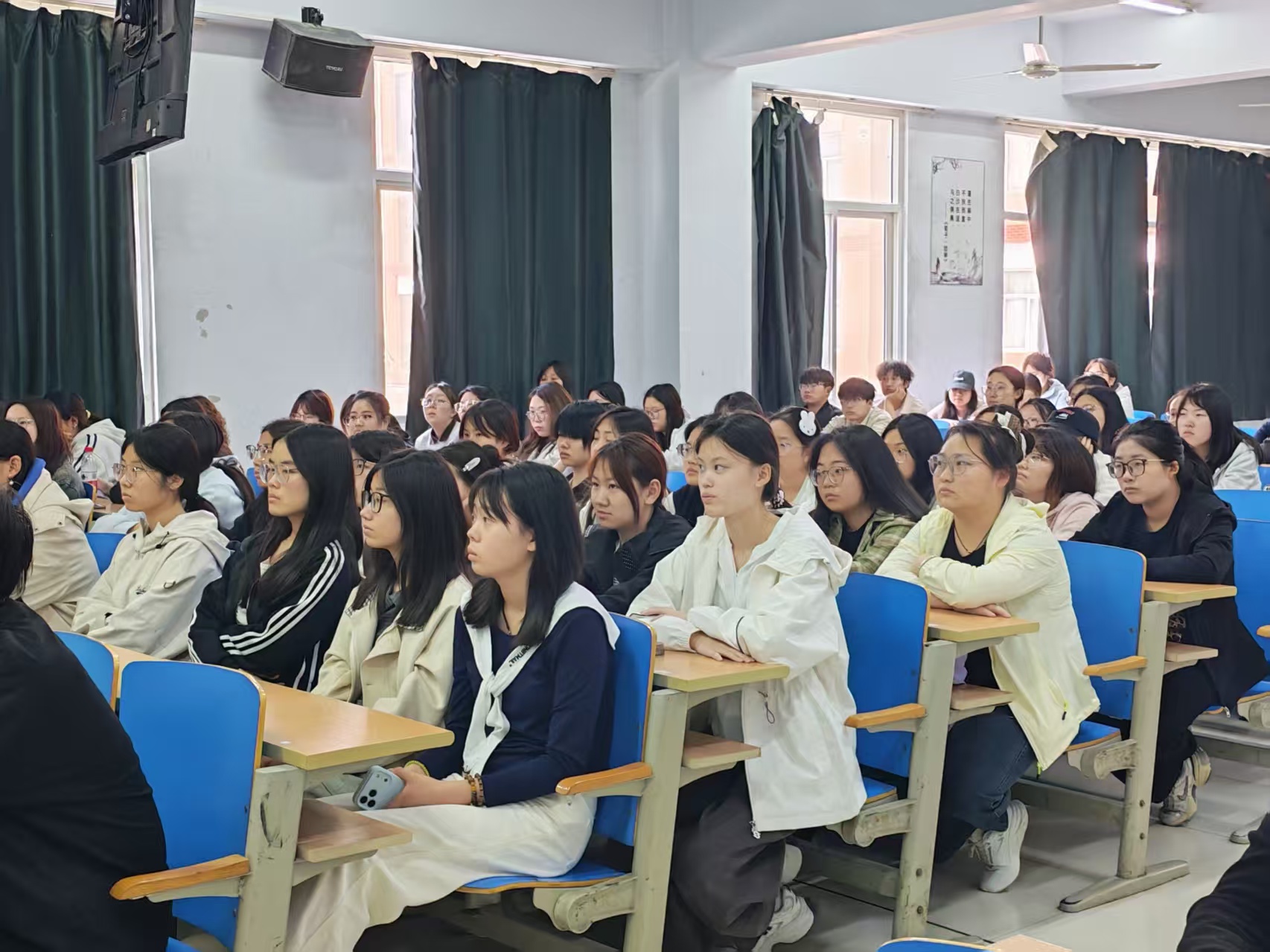 中医养生启智慧，健康科普润校园——康复医学院开展健康知识专题宣讲活动（第四期）