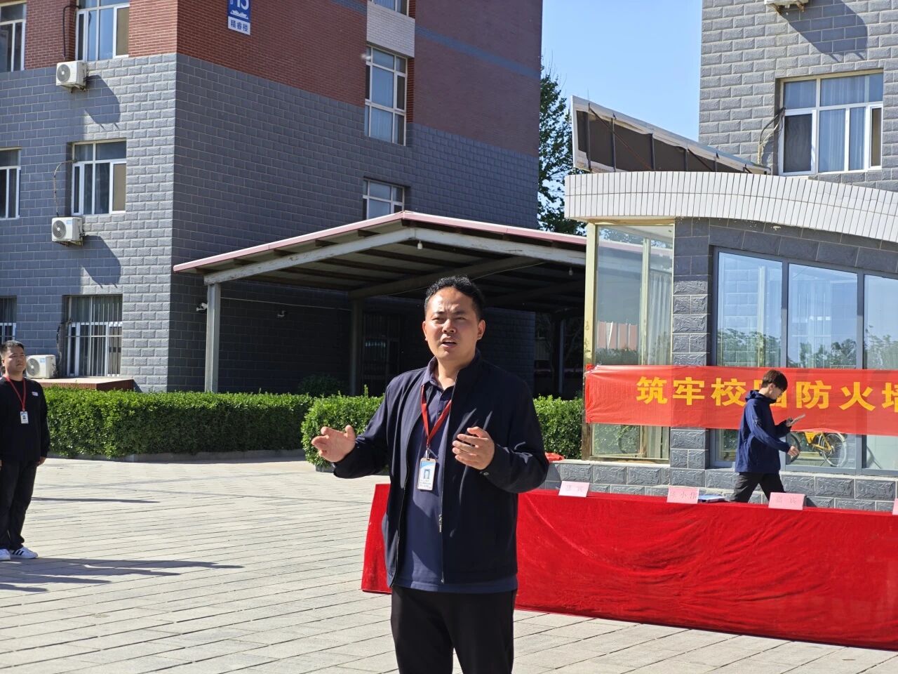 筑牢安全防线 守护平安校园——我校管理学院扎实开展春季消防应急疏散演练