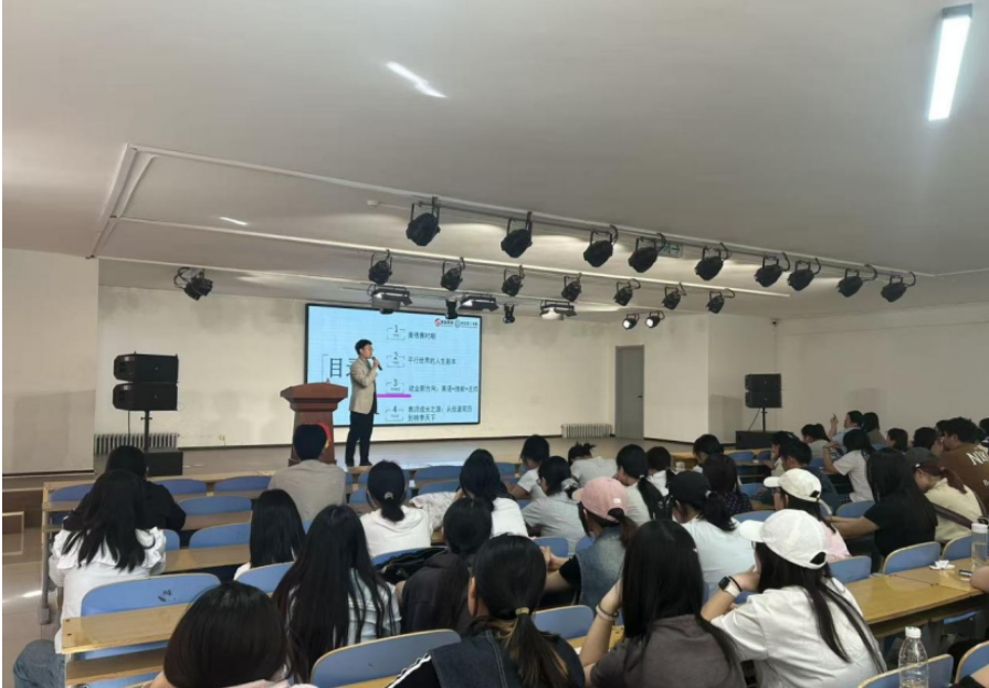 校企协同育英才,精准赋能促就业——教育学院成功举办企业专场宣讲会