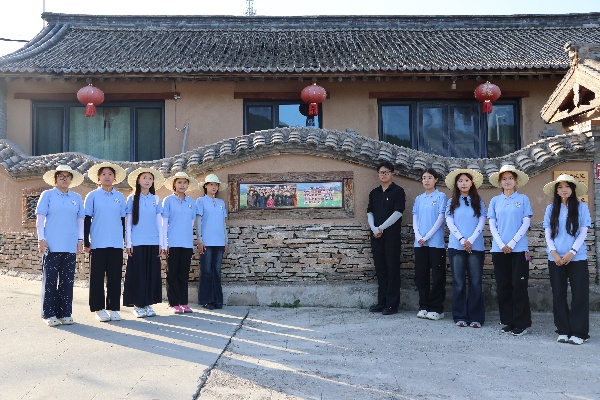 踏寻乡土研学足迹，传递康复医者温情——康复医学院于顾家台村开展暑期三下乡观摩研学活动