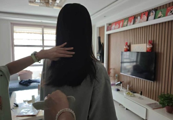 温情伴长辈，孝心润人心——经济学院学子暑期暖心敬老在行动第二期