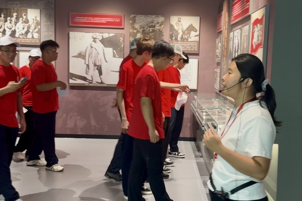 感悟红色文脉 ,厚植求知底蕴——康复医学院新生参观保定理工学院红色展馆
