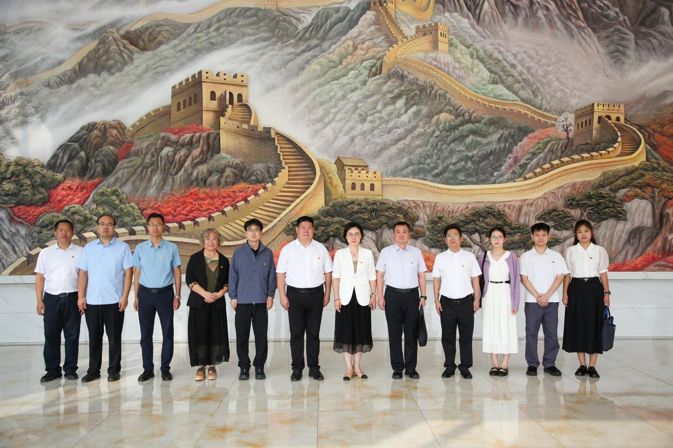 校地携手促发展 产教融合谱新篇丨保定理工学院与威县人民政府举行座谈签约仪式