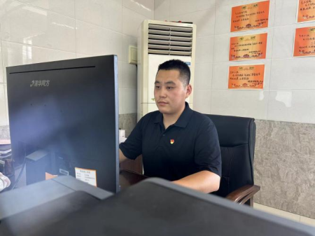 保定理工学院艺术学院开展七月份党日活动‖红心向党庆“七一”，砥砺奋进新征程