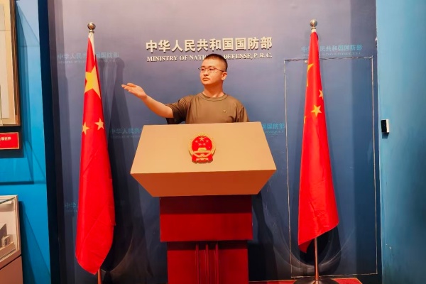 青春告白祖国，赤心礼赞华诞：保定理工学院国庆主题活动作品展示