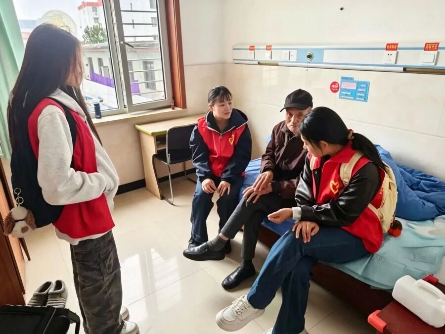 【迎新专辑】保定理工学院校级团学组织巡礼:青年志愿者中心