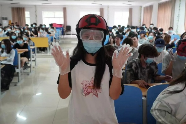 保定理工学院联合红十字会开展灾害个人防护及初期灾害救援专题培训