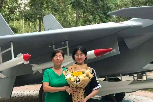 以爱之名 致敬母亲——保定理工学院学子温情告白