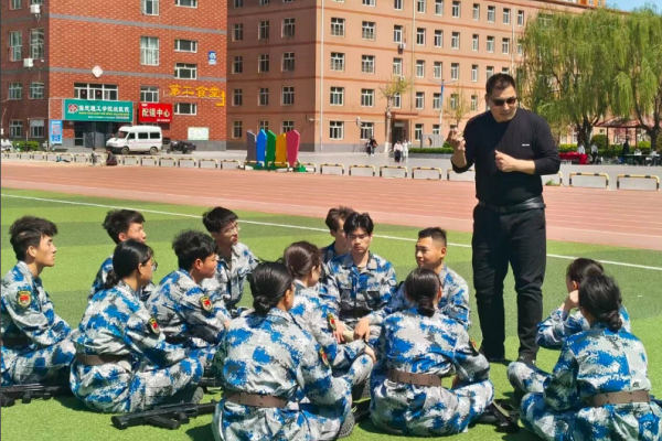 聚力转型砺精兵 初心如磐担使命——我校国旗护卫队开启实战化综合训练新征程